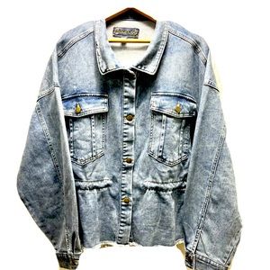 Maurices Distressed Denim Jacket Plus Size 2  Jean Jacket NWT Frayed  Light Wash